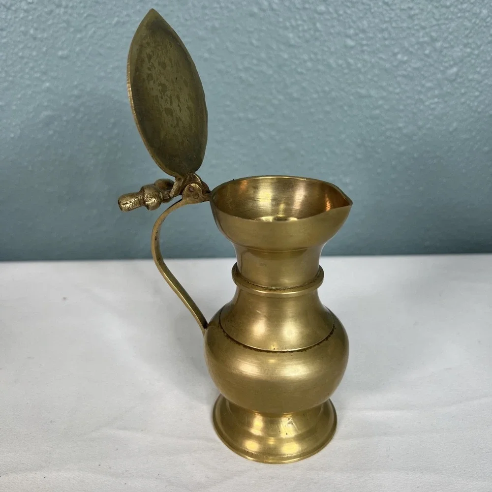 Brass Pitcher‎ Acorn Flip Hinged Lid Handle Hand Grip Vintage Home Decor